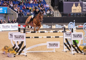 Irish Eyes Are Smiling in TheraPlateUK Liverpool International Horse Show